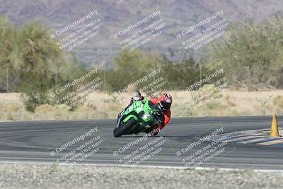 media/Oct-30-2025-Racers Edge (Thu) [[dabbdaf680]]/3-B Group/Session 5 (Turn 6)/